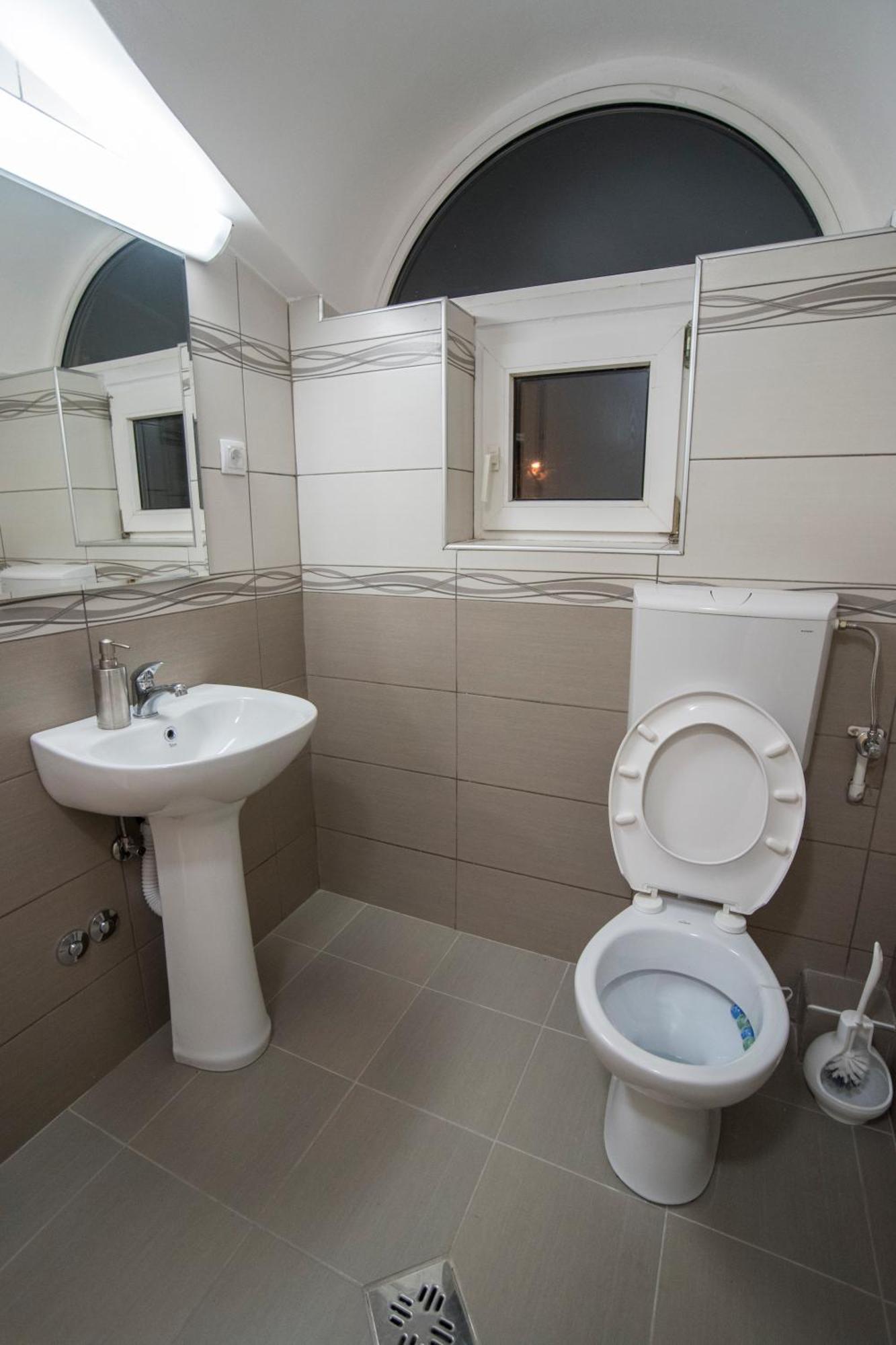 Bloom Inn Ni Zimmer foto